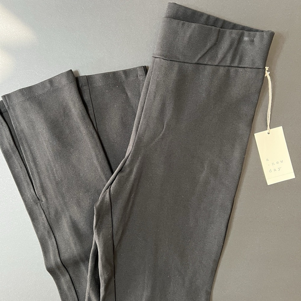 A New Day Stretch Pants Women's S Black Split Leg NWT Athletic Workout Business